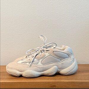 adidas Yeezy 500 size 12